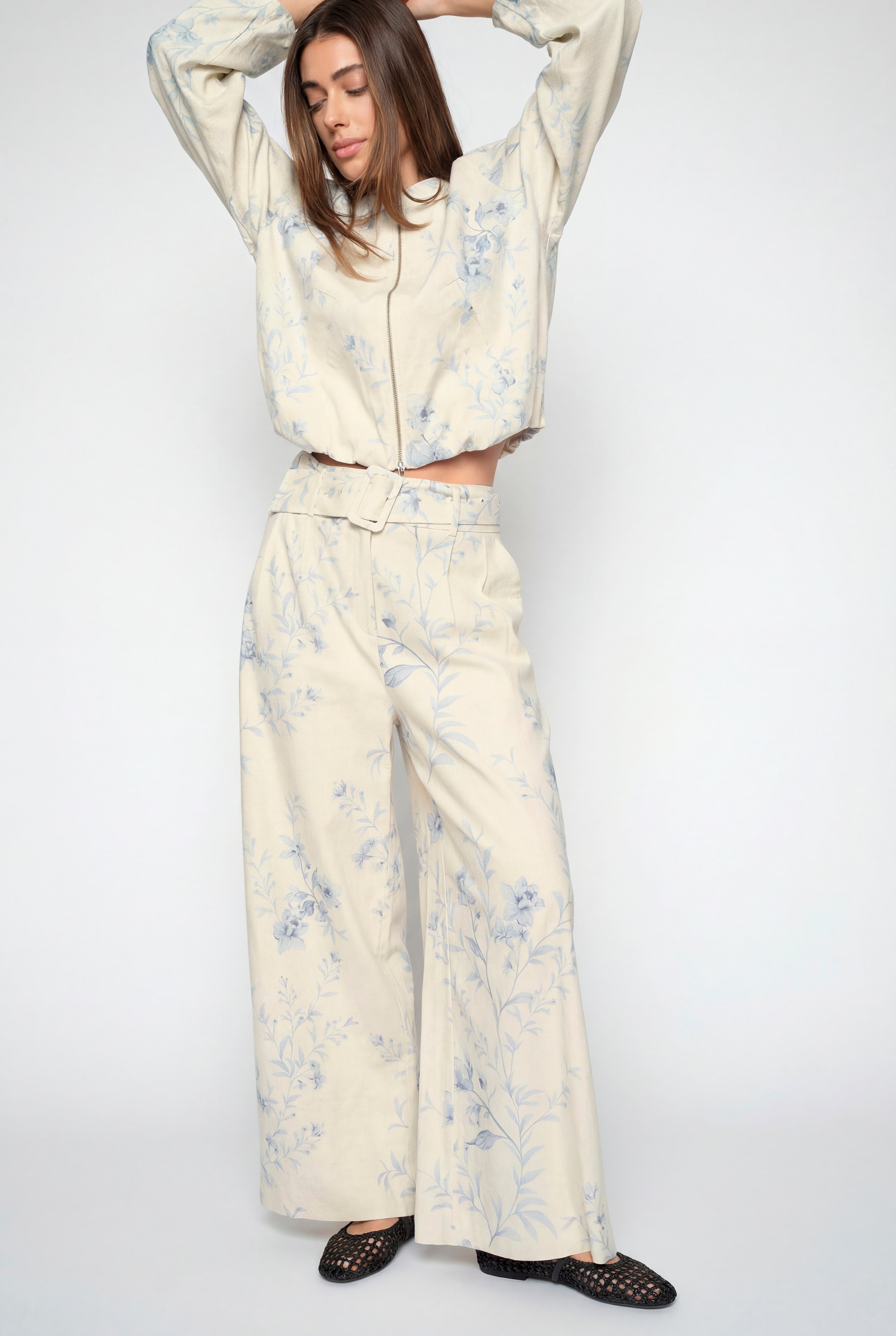 Modelshot / Skyway / Detail